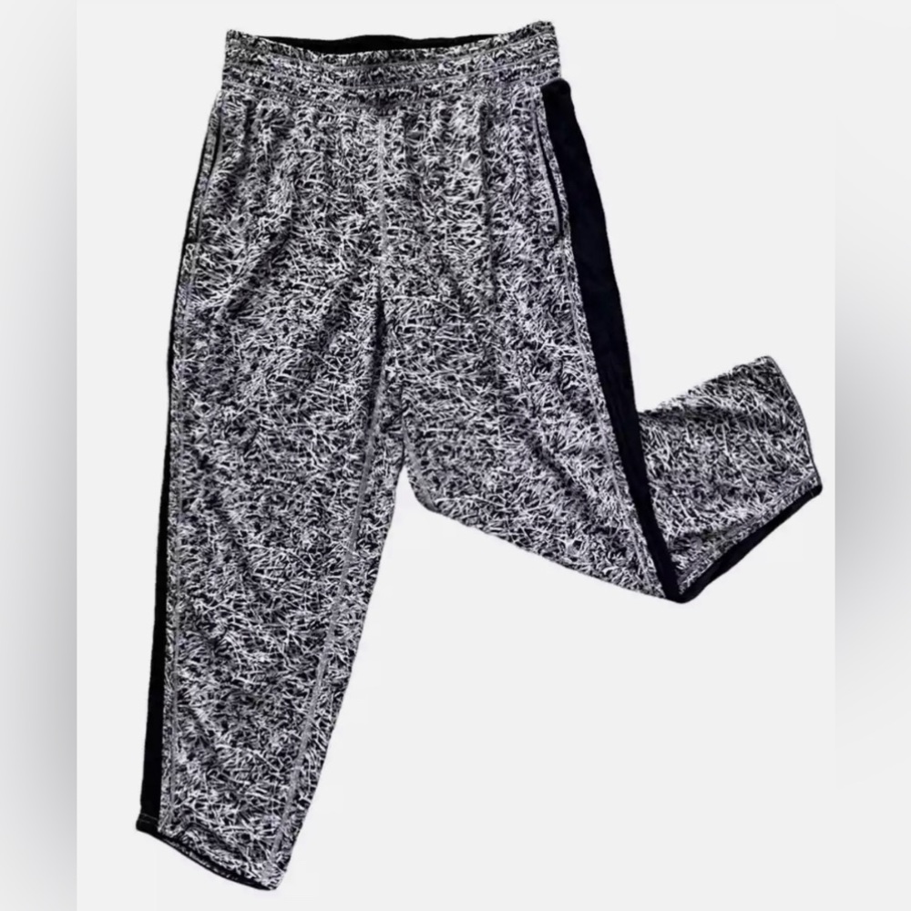 EUC 💎 Lululemon - For Love Crop Size 6